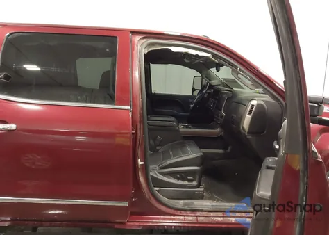 2017 GMC Sierra 2500Hd Denali z USA, uszkodzony, nr VIN 1GT12UEY5HF152742